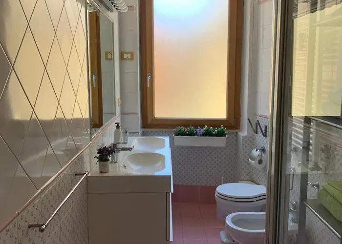 Milvius Apartment *